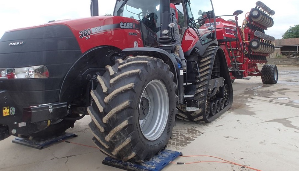 A tractor on a weigh cell